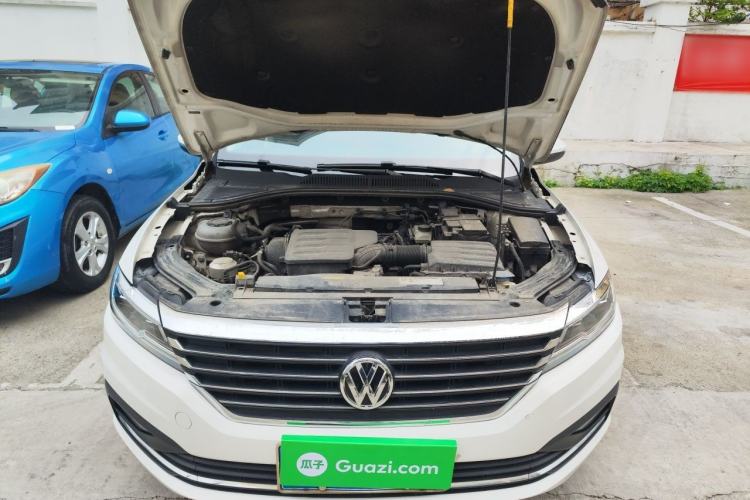 Used Volkswagen Lavida 2019 1.5L Automatic Vision Edition China VI Standard Engine Bay