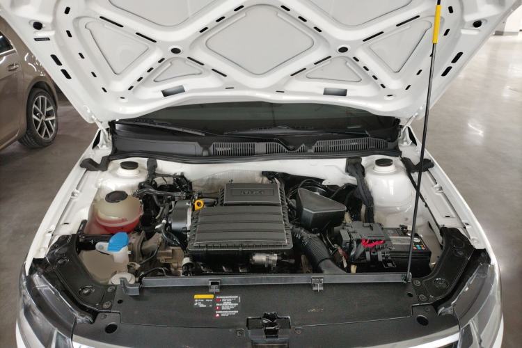 Used Volkswagen Lavida 2019 Lavida Start 1.5L Automatic Trendy Version China VI Standard Engine Bay