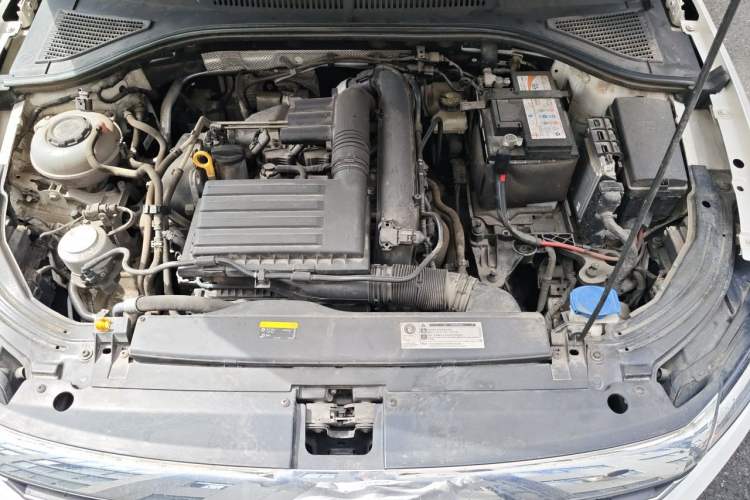 Used Volkswagen Lavida 2019 280TSI DSG Comfort Edition China VI standard Engine Bay