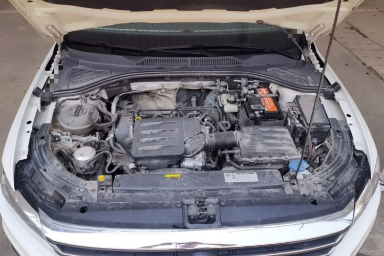 Used Volkswagen Lavida 2019 1.5L Automatic Comfort Edition China VI Standard Engine Bay