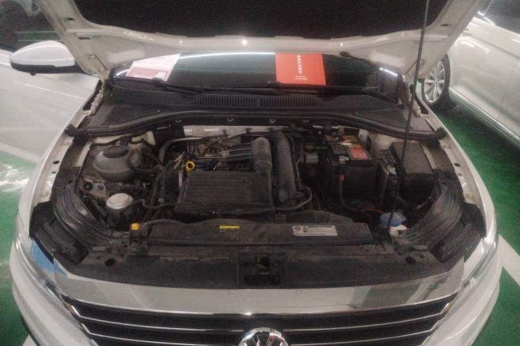 Used Volkswagen Lavida 2019 280TSI DSG Comfort Edition China VI standard Engine Bay