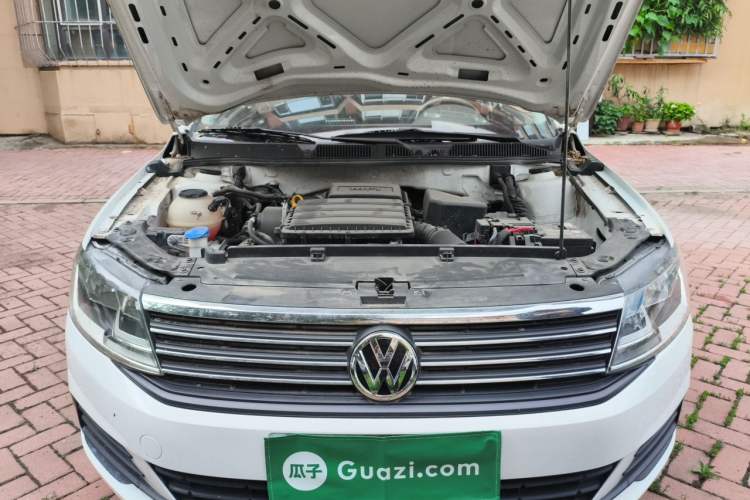 Used Volkswagen Lavida 2019 Lavida Start 1.5L Automatic Trendy Version China VI Standard Engine Bay