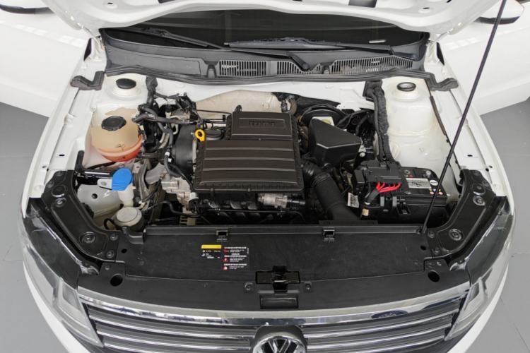 Used Volkswagen Lavida 2019 Lavida Start 1.5L Automatic Trendy Version China VI Standard Engine Bay
