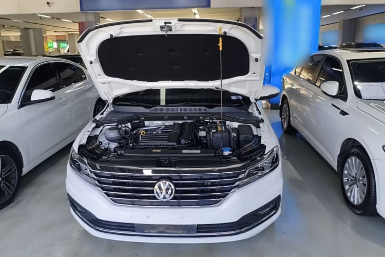 Used Volkswagen Lavida 2019 280TSI DSG Comfort Edition China VI standard Engine Bay