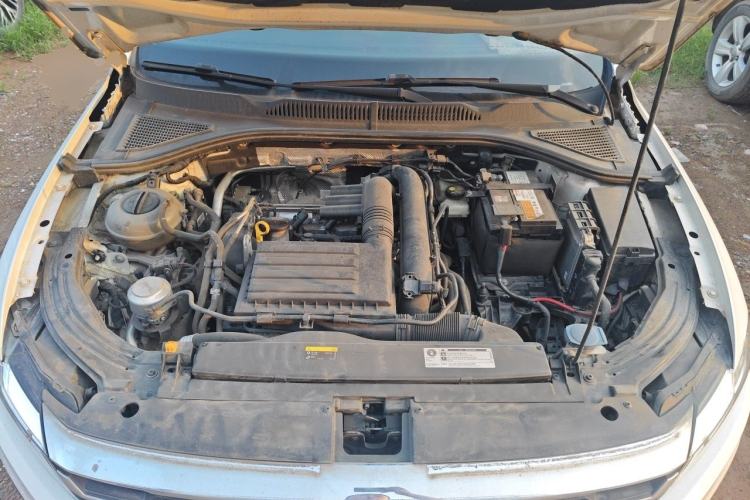 Used Volkswagen Lavida 2019 Hatchback 280TSI DSG Comfort Edition China VI Standard Engine Bay