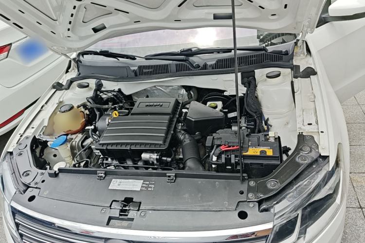 Used Volkswagen Lavida 2019 Lavida Start 1.5L Automatic Trendy Version China VI Standard Engine Bay