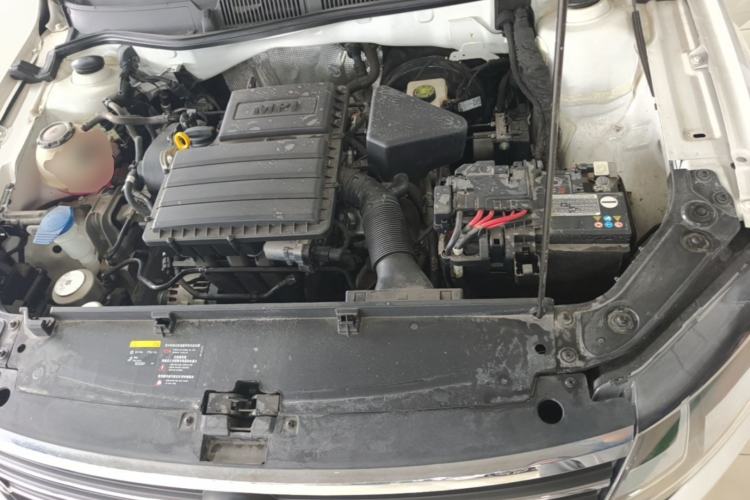 Used Volkswagen Lavida 2019 Lavida Start 1.5L Automatic Trendy Version China VI Standard Engine Bay