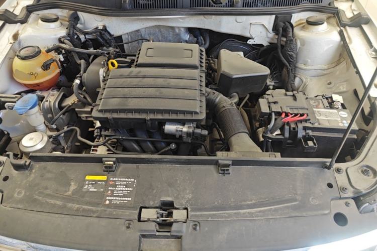 Used Volkswagen Lavida 2019 Lavida Start 1.5L Manual Fashion Edition China VI Standard Engine Bay