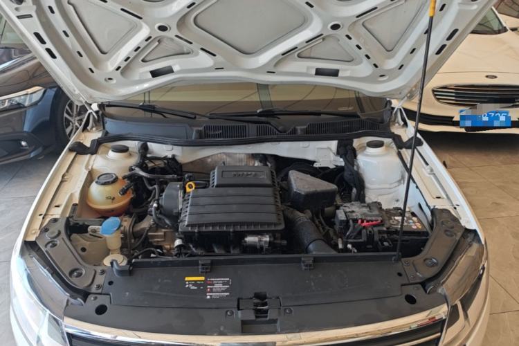 Used Volkswagen Lavida 2019 Lavida Start 1.5L Automatic Trendy Version China VI Standard Engine Bay