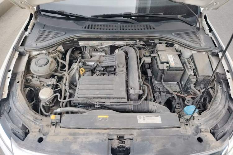Used Volkswagen Lavida 2019 280TSI DSG Comfort Edition China VI standard Engine Bay