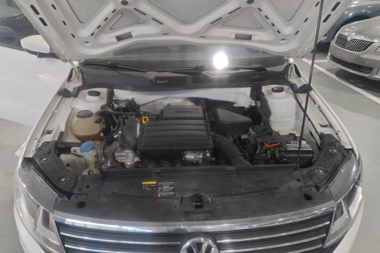 Used Volkswagen Lavida 2019 Lavida Start 1.5L Automatic Trendy Version China VI Standard Engine Bay