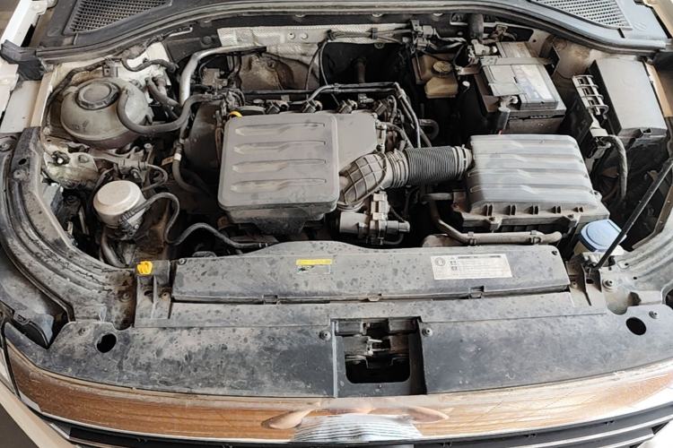 Used Volkswagen Lavida 2019 1.5L Automatic Comfort Edition China VI Standard Engine Bay
