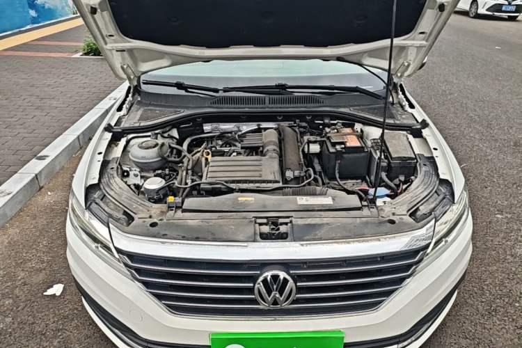 Used Volkswagen Lavida 2019 280TSI DSG Comfort Edition China VI standard Engine Bay