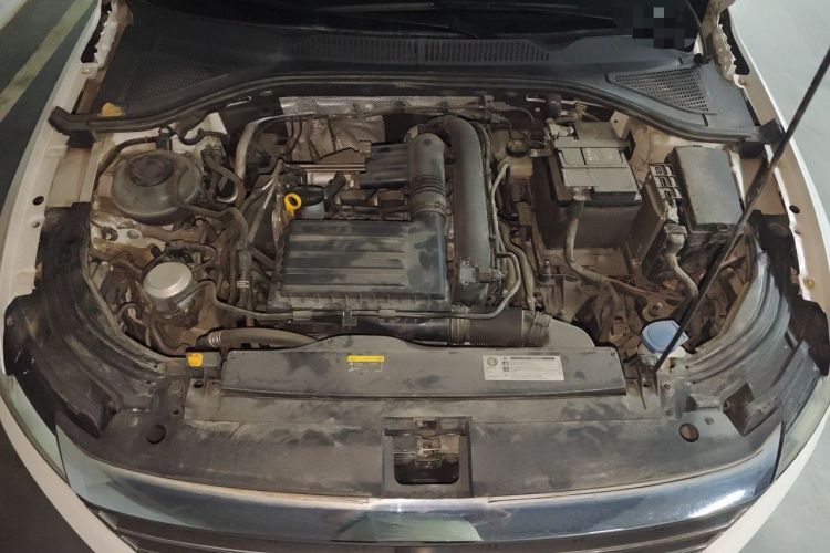Used Volkswagen Lavida 2019 280TSI DSG Comfort Edition China VI standard Engine Bay