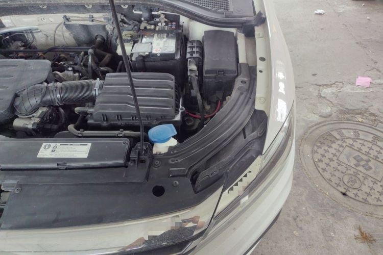 Used Volkswagen Lavida 2019 1.5L Manual Comfort Edition China VI Standard Engine Bay Left