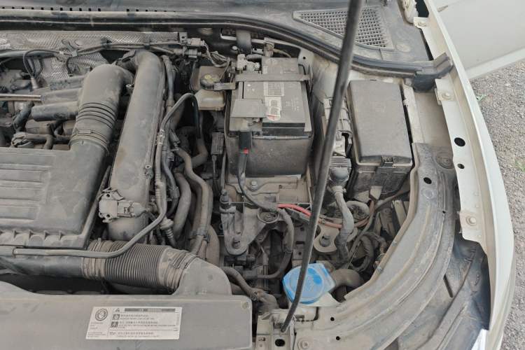 Used Volkswagen Lavida 2019 280TSI DSG Luxury Edition China VI Standard Engine Bay Left
