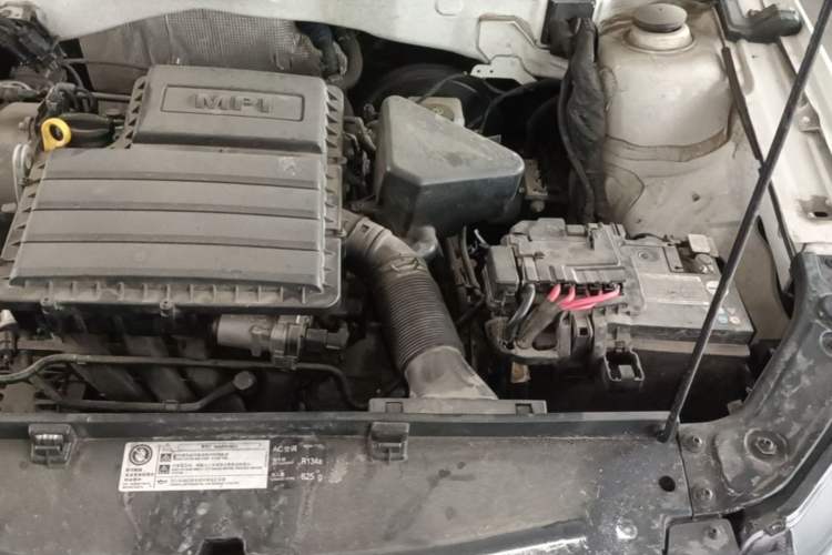 Used Volkswagen Lavida 2019 Lavida Start 1.5L Automatic Trendy Version China VI Standard Engine Bay Left