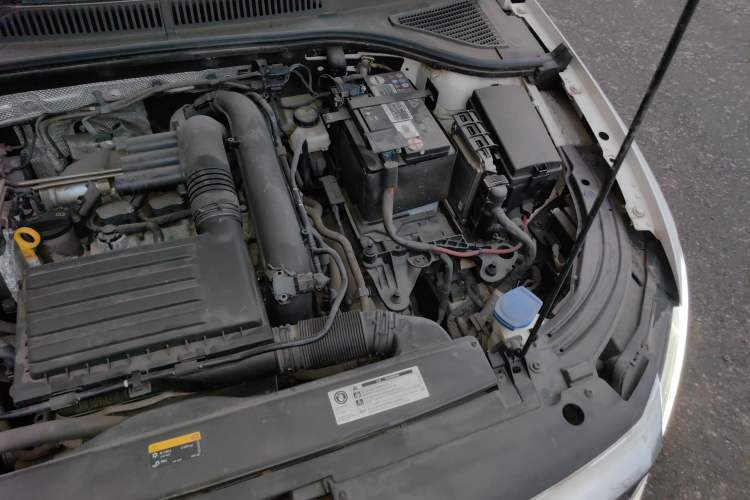 Used Volkswagen Lavida 2019 280TSI DSG Comfort Edition China VI standard Engine Bay Left