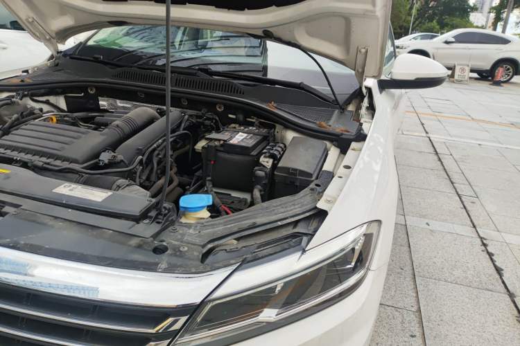 Used Volkswagen Lavida 2019 280TSI DSG Comfort Edition China VI standard Engine Bay Left