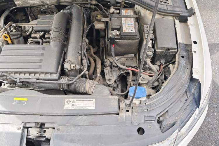 Used Volkswagen Lavida 2019 280TSI DSG Comfort Edition China VI standard Engine Bay Left