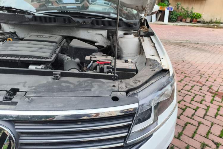 Used Volkswagen Lavida 2019 Lavida Start 1.5L Automatic Trendy Version China VI Standard Engine Bay Left