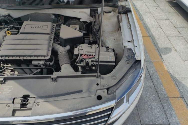 Used Volkswagen Lavida 2019 Lavida Start 1.5L Automatic Trendy Version China VI Standard Engine Bay Left