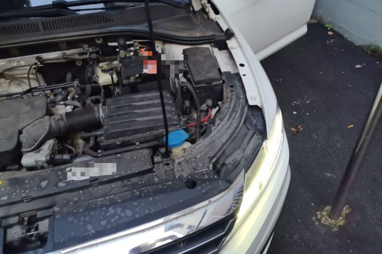 Used Volkswagen Lavida 2019 1.5L Automatic Comfort Edition China VI Standard Engine Bay Left