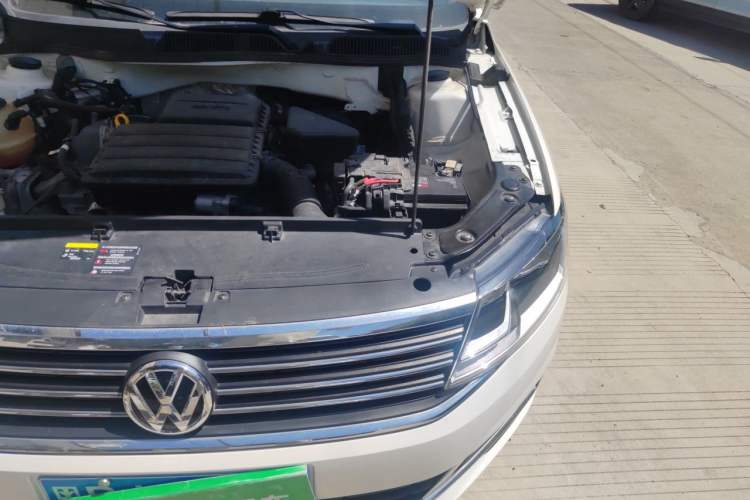 Used Volkswagen Lavida 2019 Lavida Start 1.5L Automatic Comfort Edition China VI Standard Engine Bay Left
