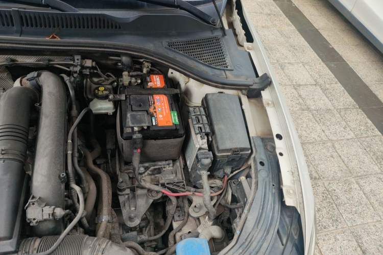 Used Volkswagen Lavida 2019 280TSI DSG Comfort Edition China VI standard Engine Bay Left