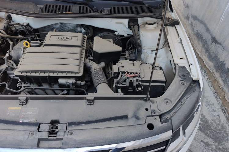Used Volkswagen Lavida 2019 Lavida Start 1.5L Automatic Trendy Version China VI Standard Engine Bay Left