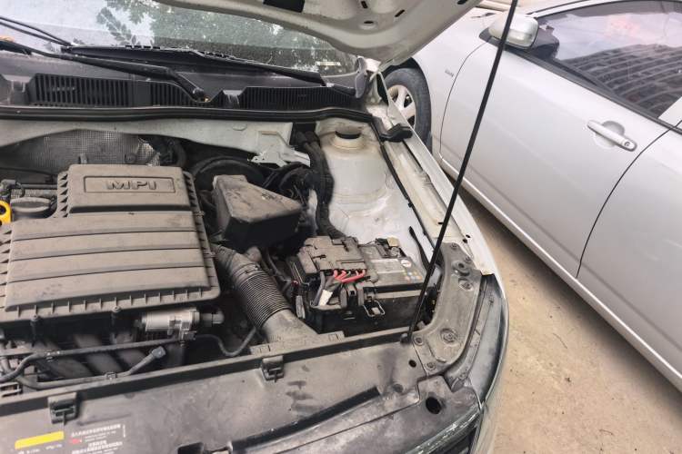 Used Volkswagen Lavida 2019 Lavida Start 1.5L Automatic Trendy Version China VI Standard Engine Bay Left