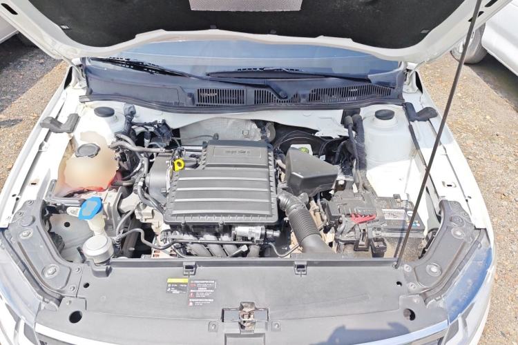 Used Volkswagen Lavida 2019 Lavida Start 1.5L Automatic Trendy Version China VI Standard Engine Bay