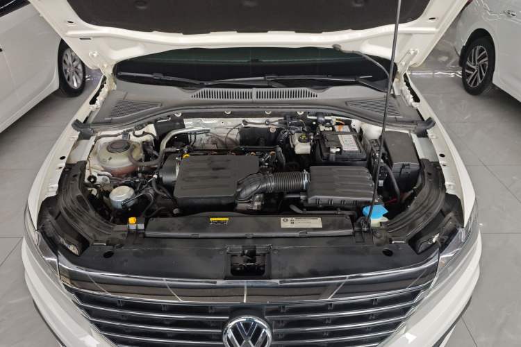 Used Volkswagen Lavida 2019 1.5L Automatic Vision Edition China VI Standard Engine Bay