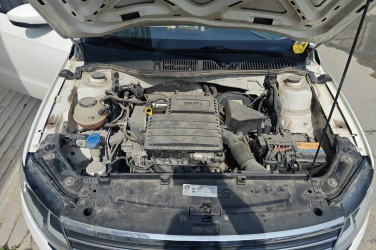 Used Volkswagen Lavida 2019 Lavida Start 1.5L Automatic Trendy Version China VI Standard Engine Bay