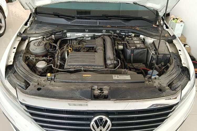 Used Volkswagen Lavida 2019 280TSI DSG Comfort Edition China VI standard Engine Bay