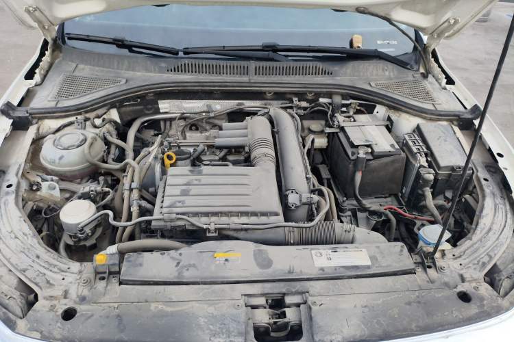Used Volkswagen Lavida 2019 280TSI DSG Comfort Edition China VI standard Engine Bay