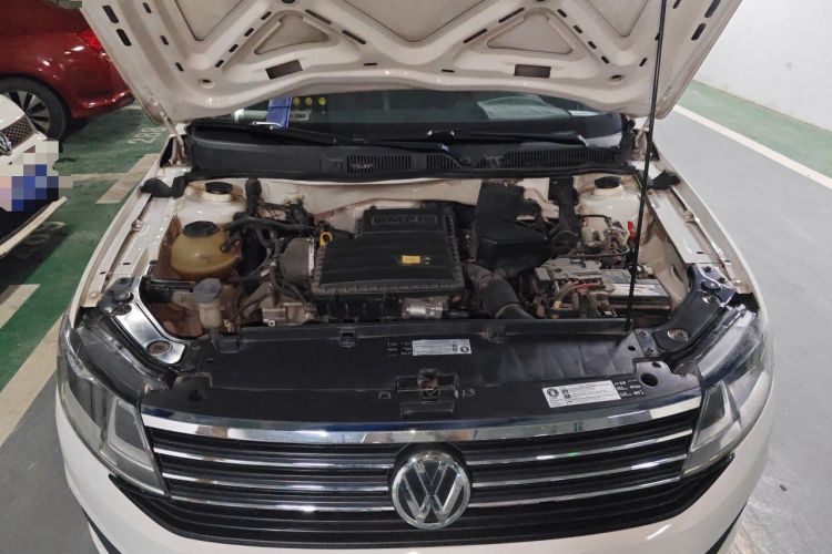 Used Volkswagen Lavida 2019 Lavida Start 1.5L Automatic Trendy Version China VI Standard Engine Bay