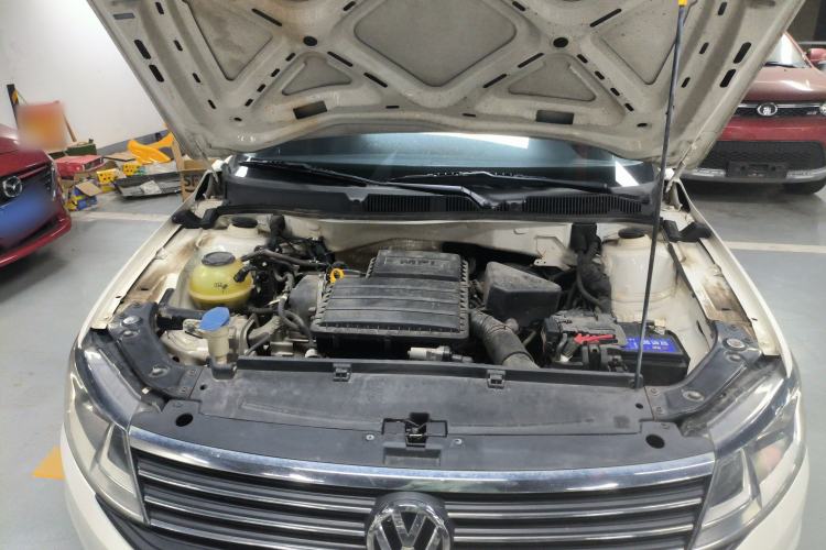 Used Volkswagen Lavida 2019 Lavida Start 1.5L Manual Fashion Edition China VI Standard Engine Bay