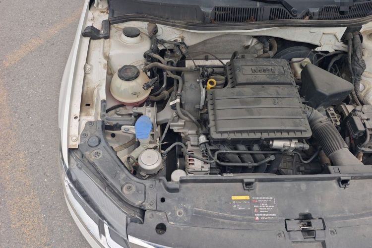 Used Volkswagen Lavida 2019 Lavida Start 1.5L Automatic Trendy Version China VI Standard Engine Bay Right