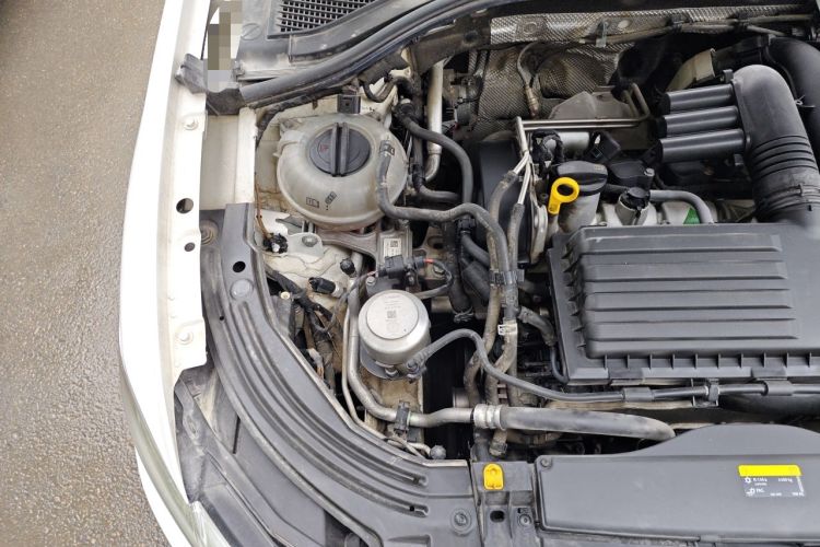 Used Volkswagen Lavida 2019 280TSI DSG Comfort Edition China VI standard Engine Bay Right