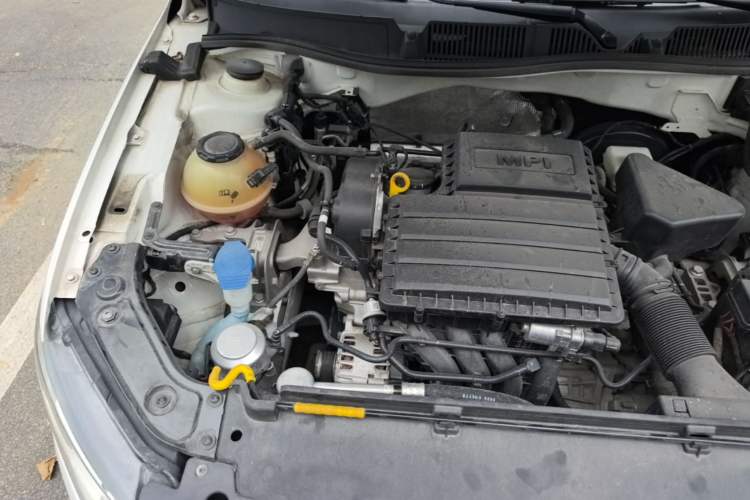 Used Volkswagen Lavida 2019 Lavida Start 1.5L Automatic Trendy Version China VI Standard Engine Bay Right