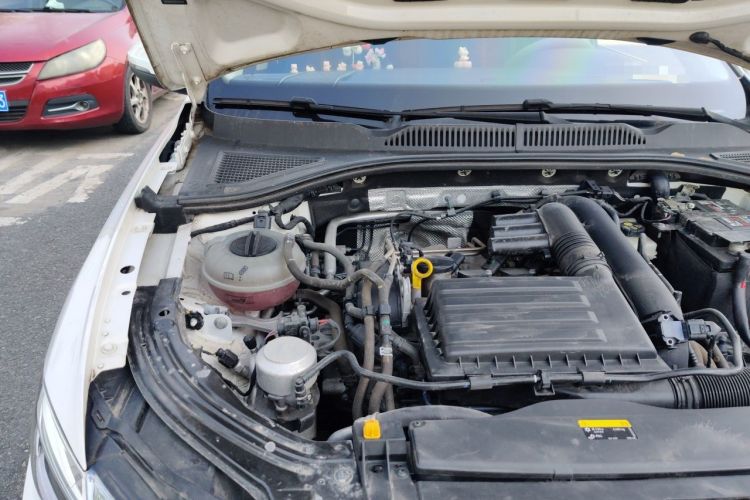 Used Volkswagen Lavida 2019 280TSI DSG Comfort Edition China VI standard Engine Bay Right