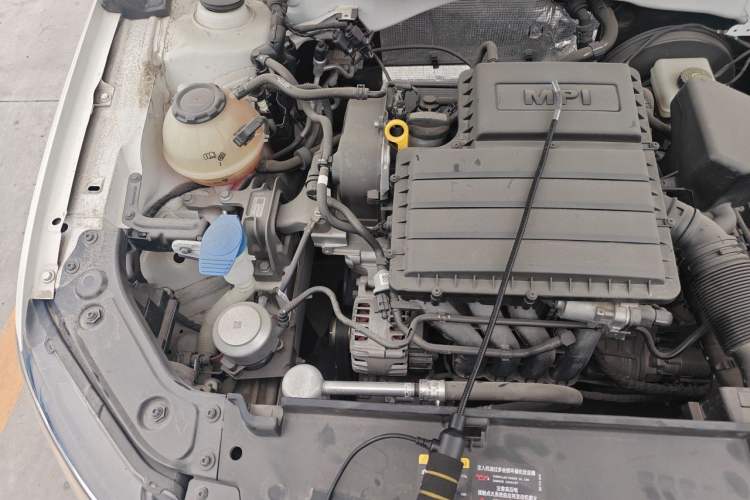 Used Volkswagen Lavida 2019 Lavida Start 1.5L Automatic Trendy Version China VI Standard Engine Bay Right
