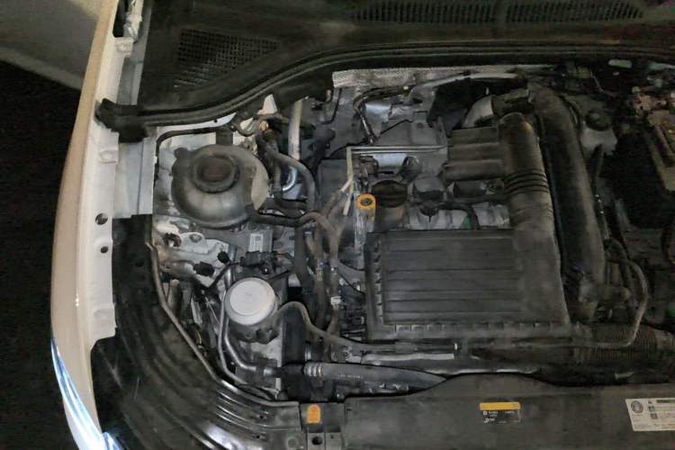 Used Volkswagen Lavida 2019 280TSI DSG Comfort Edition China VI standard Engine Bay Right