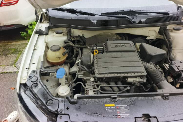 Used Volkswagen Lavida 2019 Lavida Start 1.5L Automatic Trendy Version China VI Standard Engine Bay Right