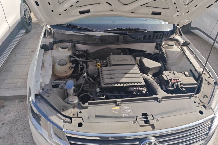Used Volkswagen Lavida 2019 Lavida Start 1.5L Automatic Trendy Version China VI Standard Engine Bay Right