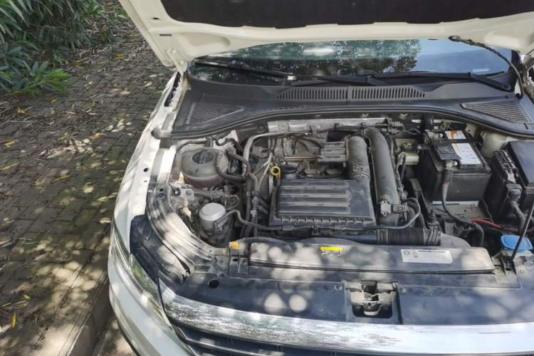 Used Volkswagen Lavida 2019 280TSI DSG Comfort Edition China VI standard Engine Bay Right