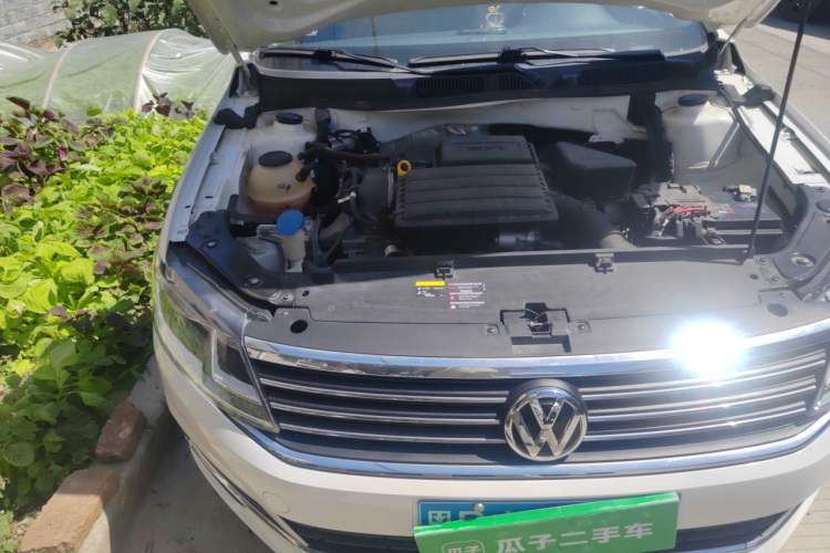 Used Volkswagen Lavida 2019 Lavida Start 1.5L Automatic Comfort Edition China VI Standard Engine Bay Right