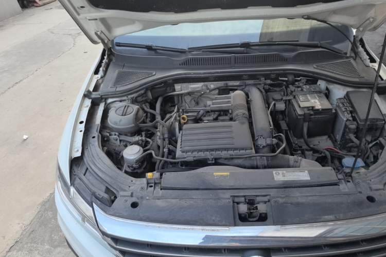 Used Volkswagen Lavida 2019 280TSI DSG Comfort Edition China VI standard Engine Bay Right