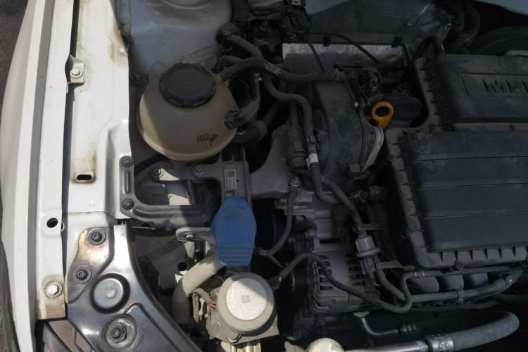 Used Volkswagen Lavida 2019 1.5L Manual Fashion Edition China VI Standard Engine Bay Right